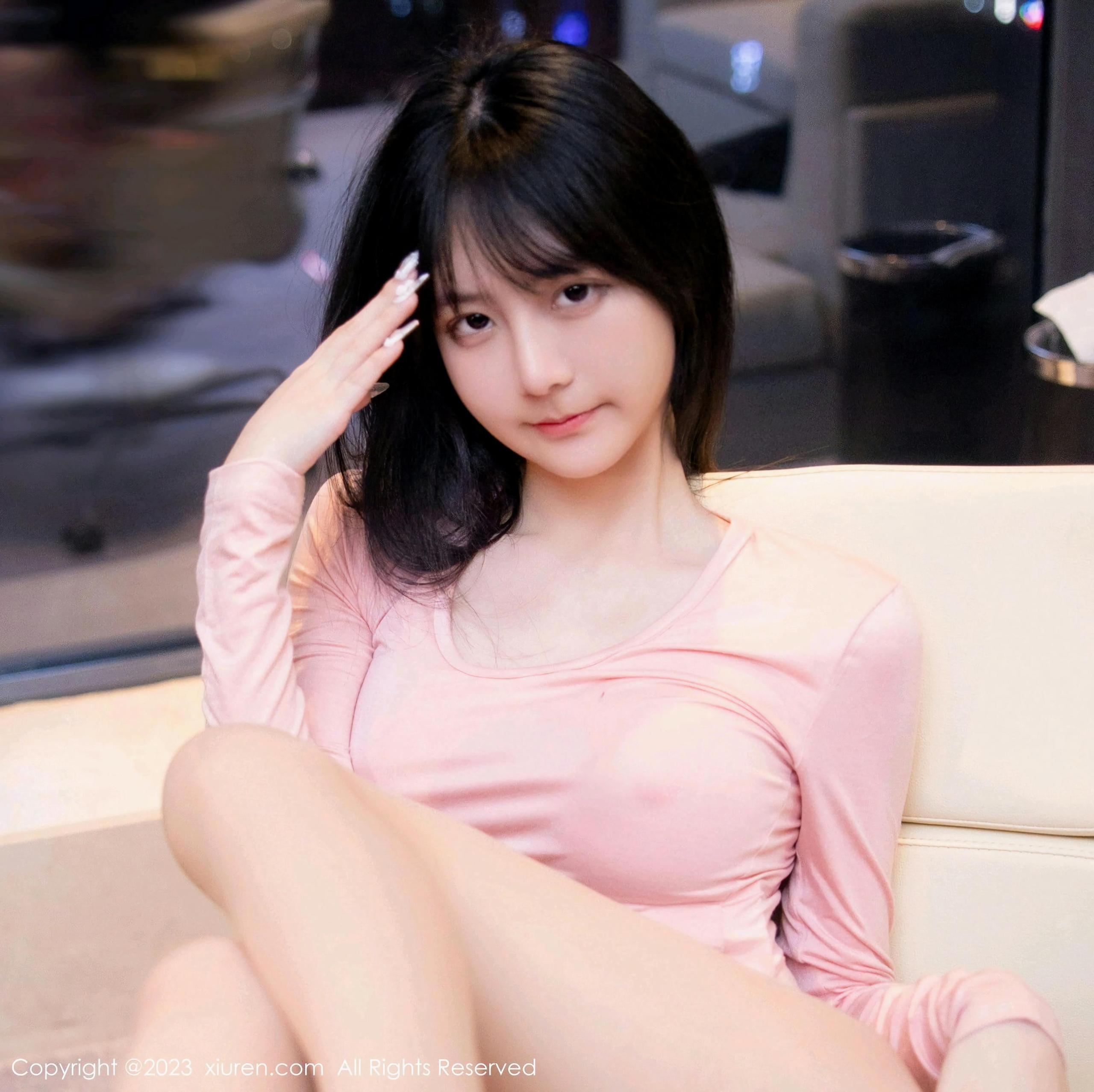 秀人网极品嫩模谢小蒽收费写真5套合集 [459P/4.18GB]