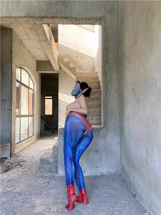 迷人的五姨太 – 蜘蛛女侠 [19P/1V/127MB]