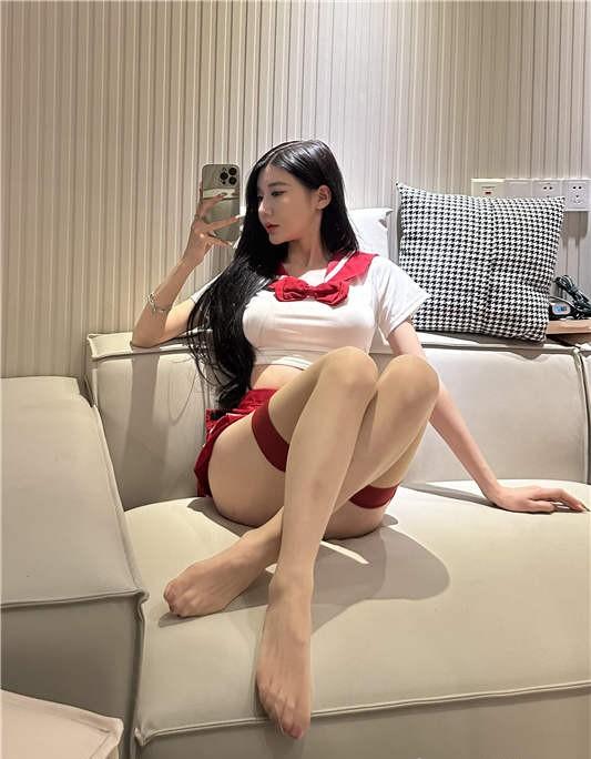 黎允熙baby – jk红裙 [12P/8MB]